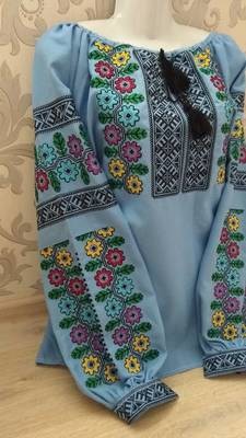 Вишиванка, жіноча вишивана блузка на блакитному домотканому (Арт. 02197)