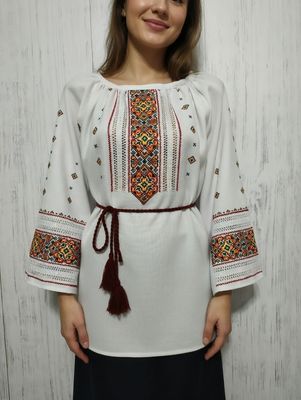 Вишиванка жіноча на домотканому полотні "Гуцульський колорит" (Арт. 02401)