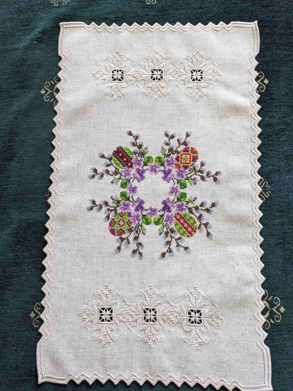Рушник пасхальний вишиваний "ВЕЛИКОДНИЙ" (Арт. 03505)