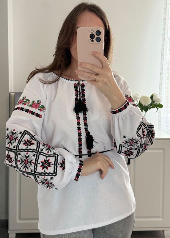 Вишиванка, жіноча вишивана блузка на домотканому полотні (Арт. 03823)