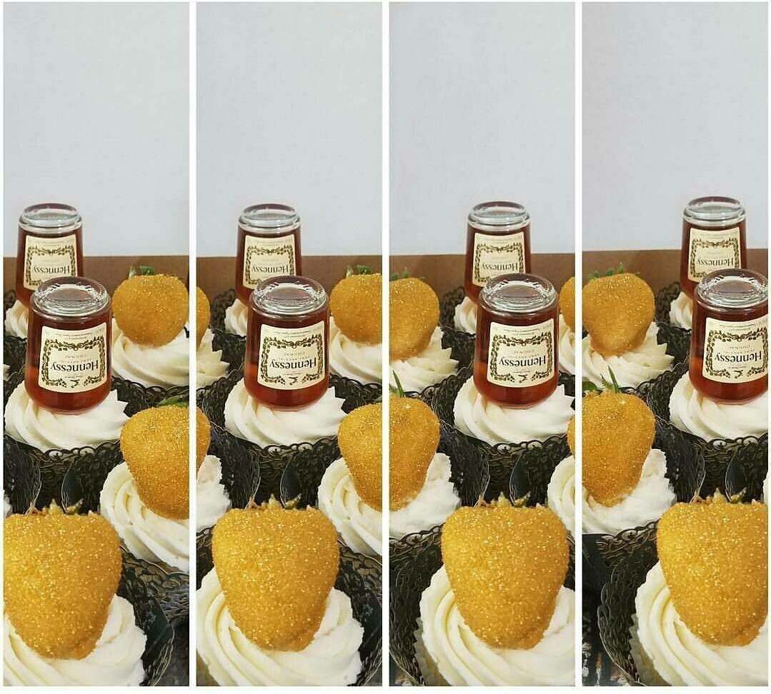 Cupcakes & Cocktails (Boxed)