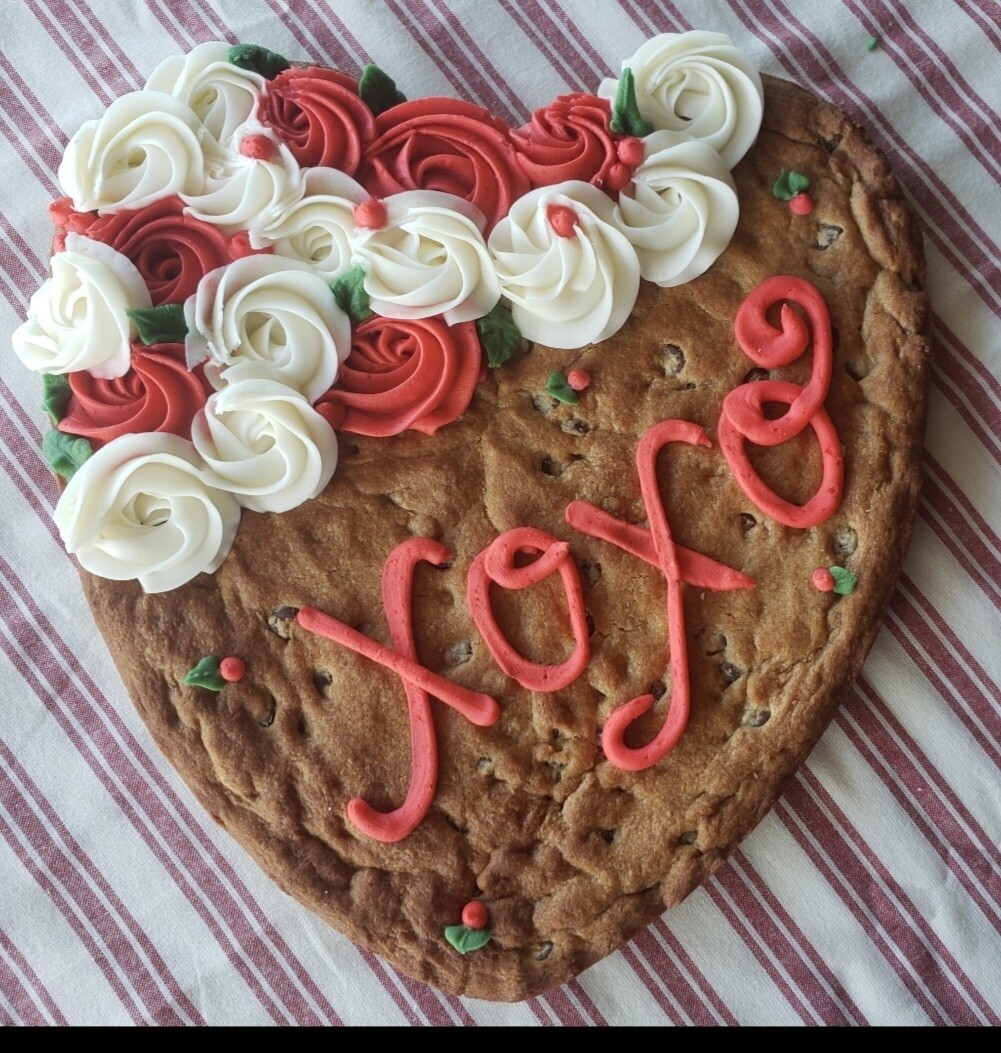 Valentine Cookie Cake (personalized)