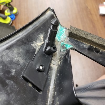 2008-2018 KLR 650 Fairing Shroud Mounting Peg Repair Kit