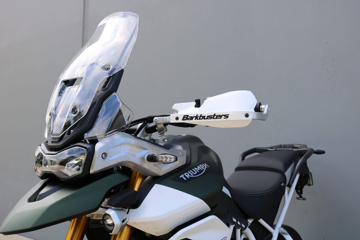 Barkbusters TRIUMPH Tiger 900GT/GT PRO &amp; Tiger 900 Rally/Rally PRO w/ Guards