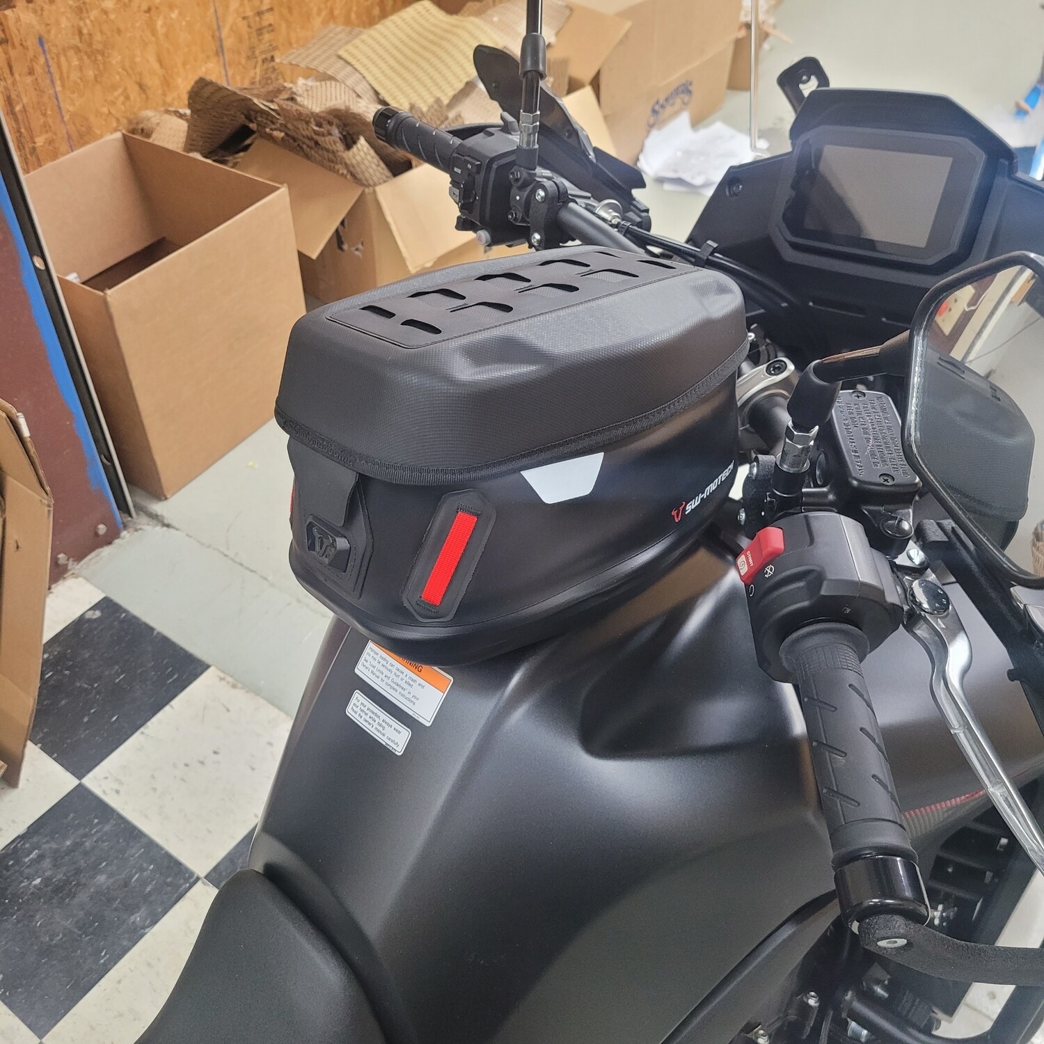 23-up Honda Transalp SW-MOTECH PRO Yukon WP 6 liter Tank Bag &amp; Pro Ring Combo (Waterproof - Direct Fit)