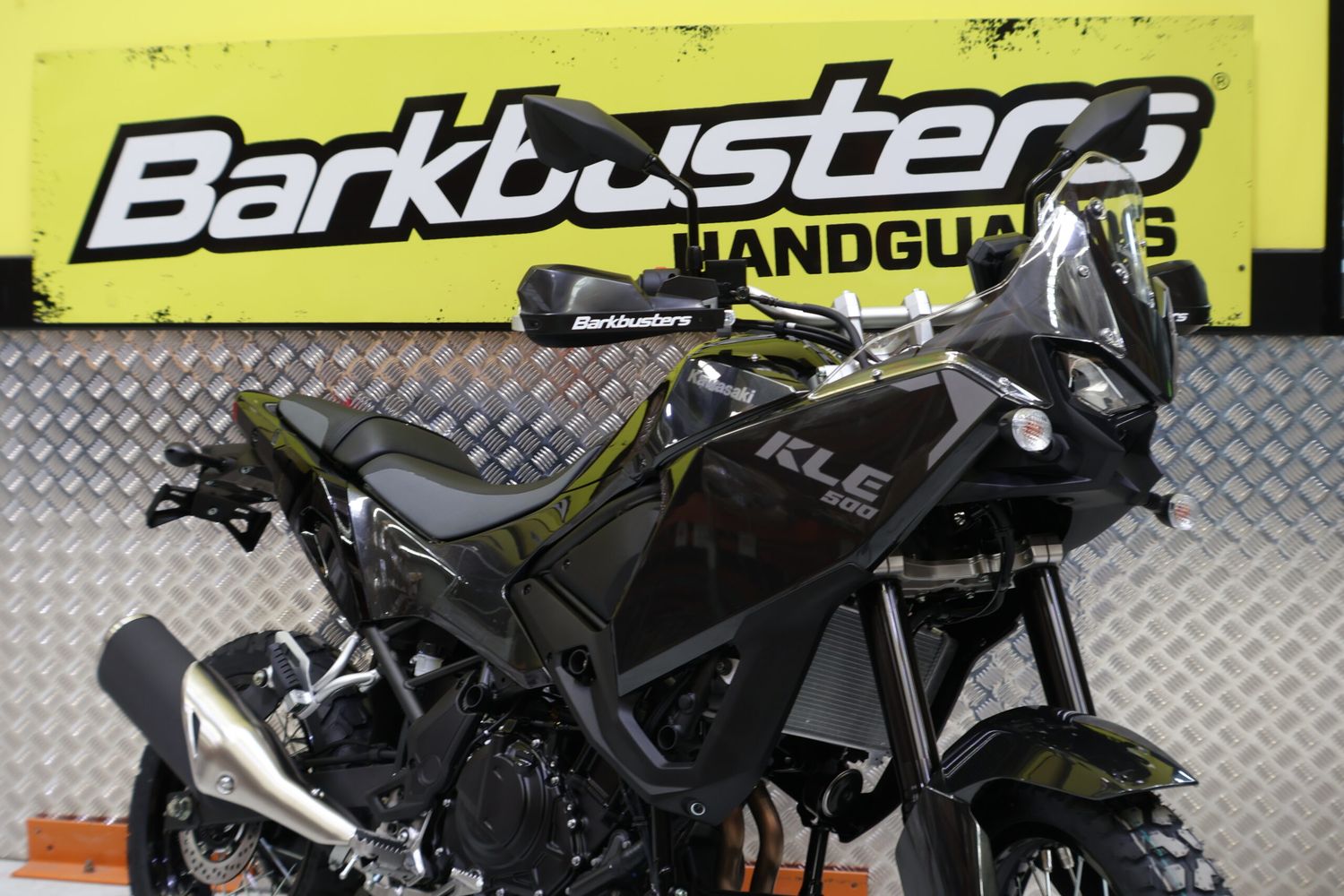 ハッカー Barkbusters Hardware Kit with Handguards - KAWASAKI KLE500