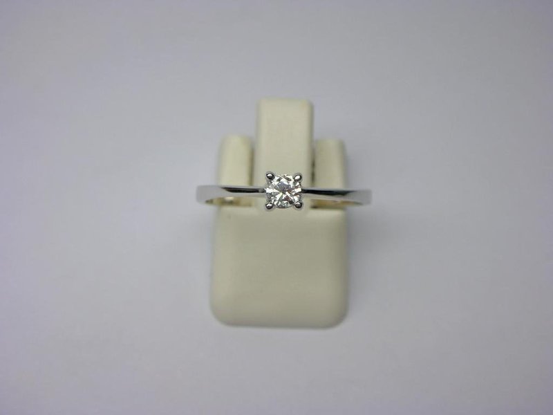 SOLITARIO 4 GARRAS