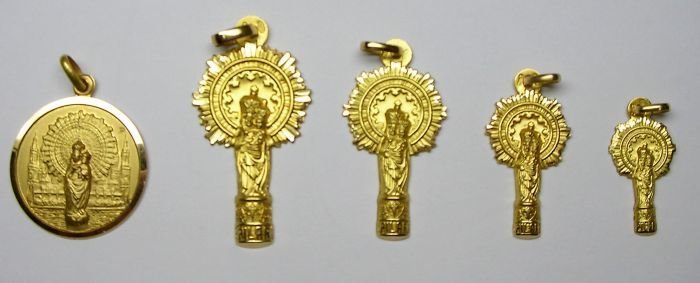 MEDALLA SILUETA DE LA VIRGEN DEL PILAR