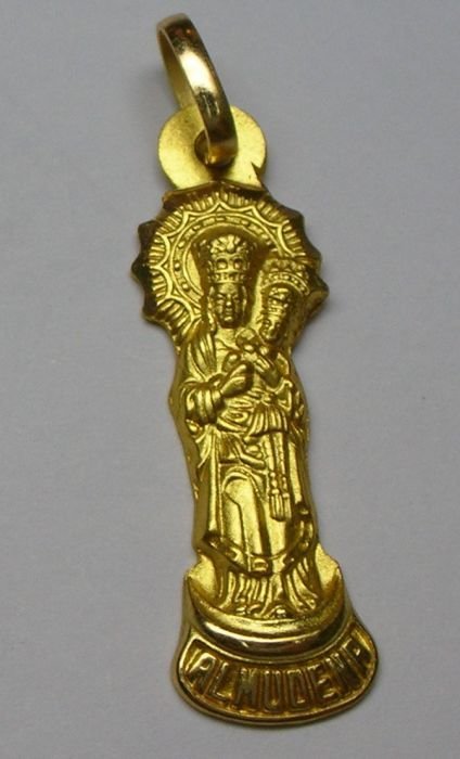 MEDALLA SILUETA DE LA VIRGEN DE LA ALMUDENA