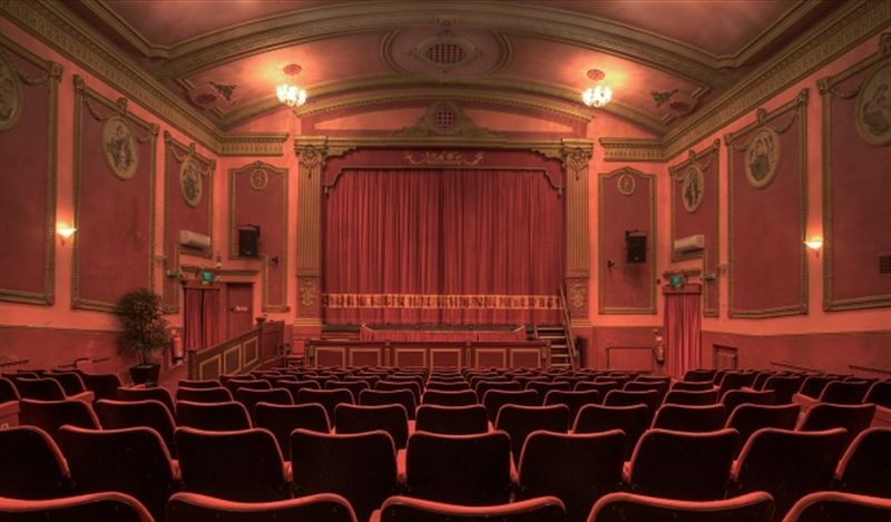 The Savoy Theatre - 06/12/2025 - £25 P | P