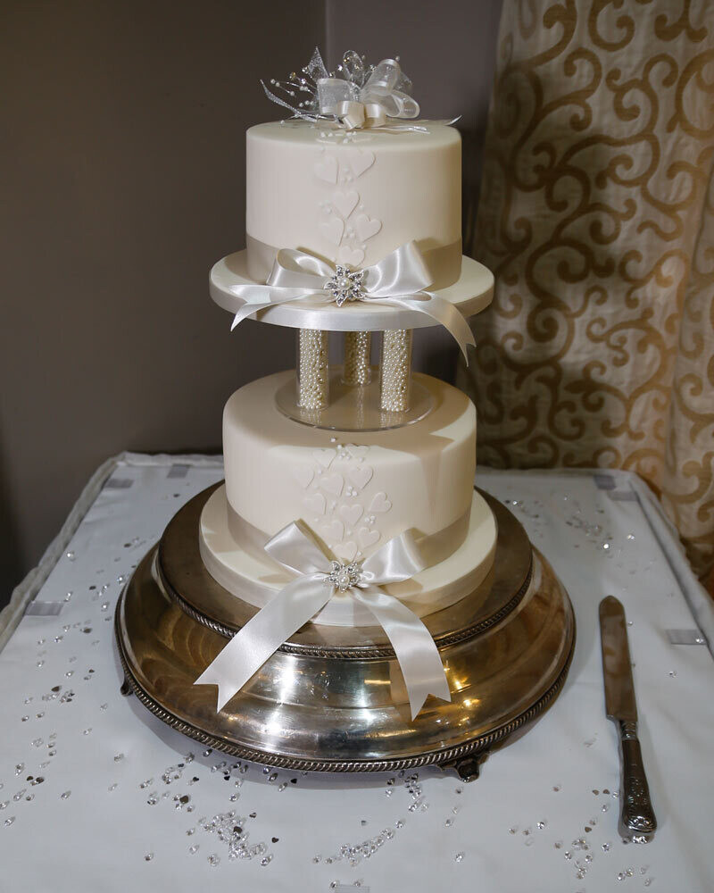 Gretna Vintage Wedding Cake with Pearl Separator