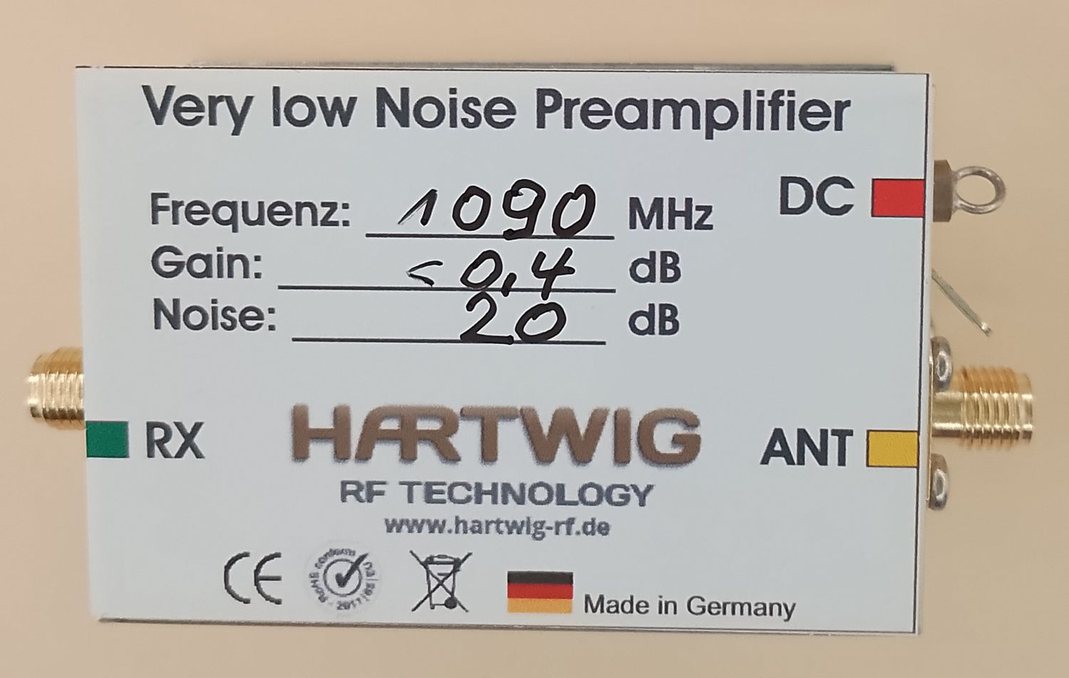 Preamplifier, LNA 1090 MHz for ADS - B, plane spotting
