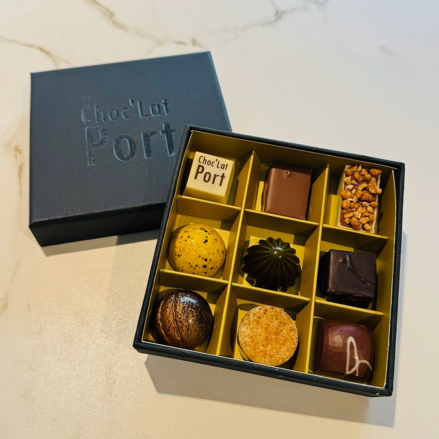  9 pralines Royal Box