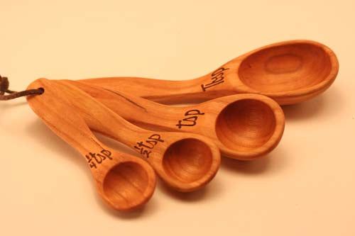 6" Wooden Measuring Spoons set