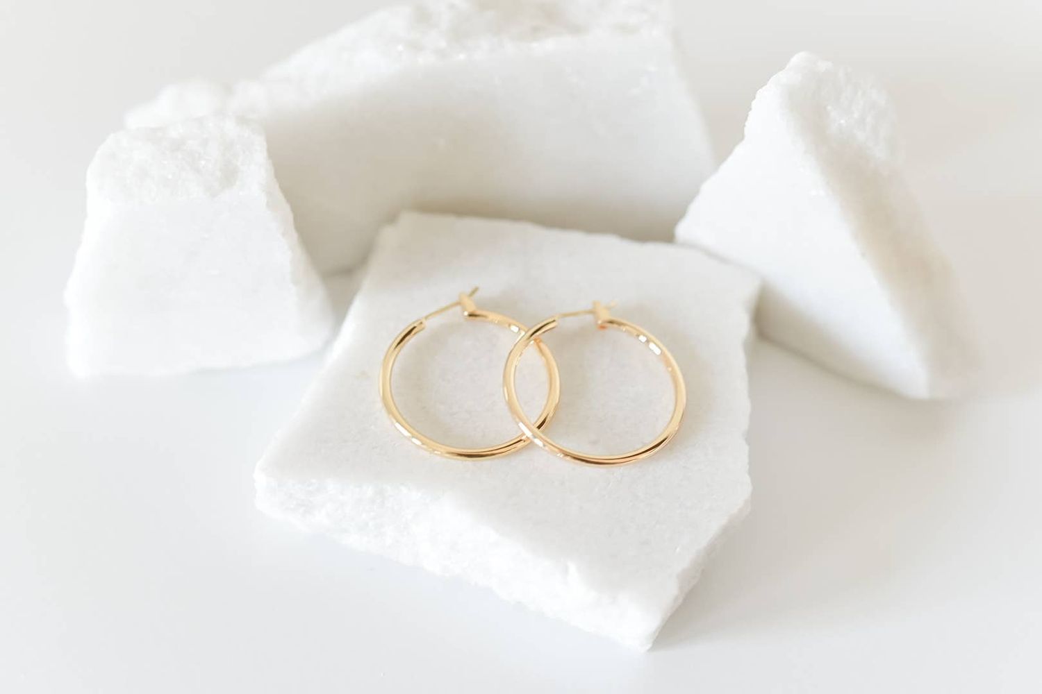 18K Gold Plated Hoops Earrings Hypoallergenic 1