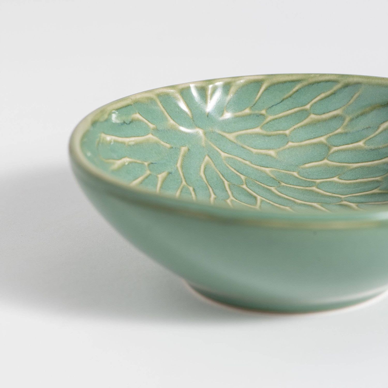 Emilia Small Bowl - Acanthus