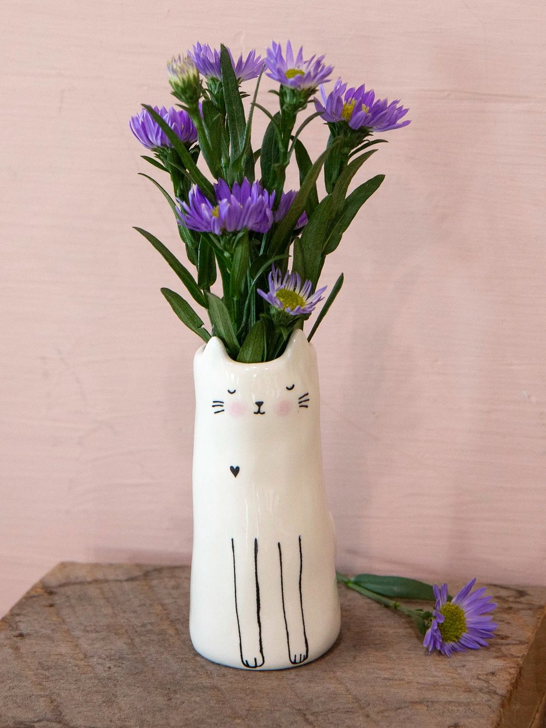 Cutest Little Bud Vase- Cat