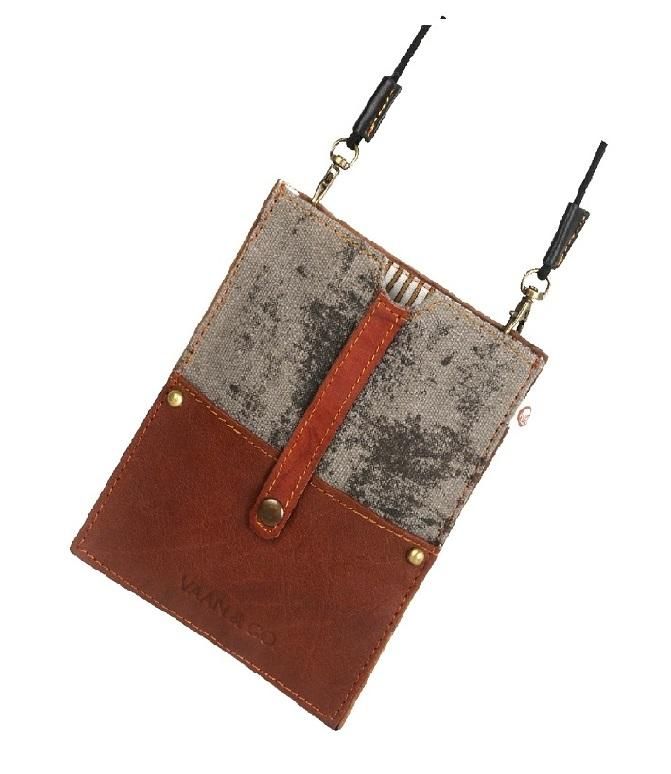 Explorer Upcycled Leather Passport Case