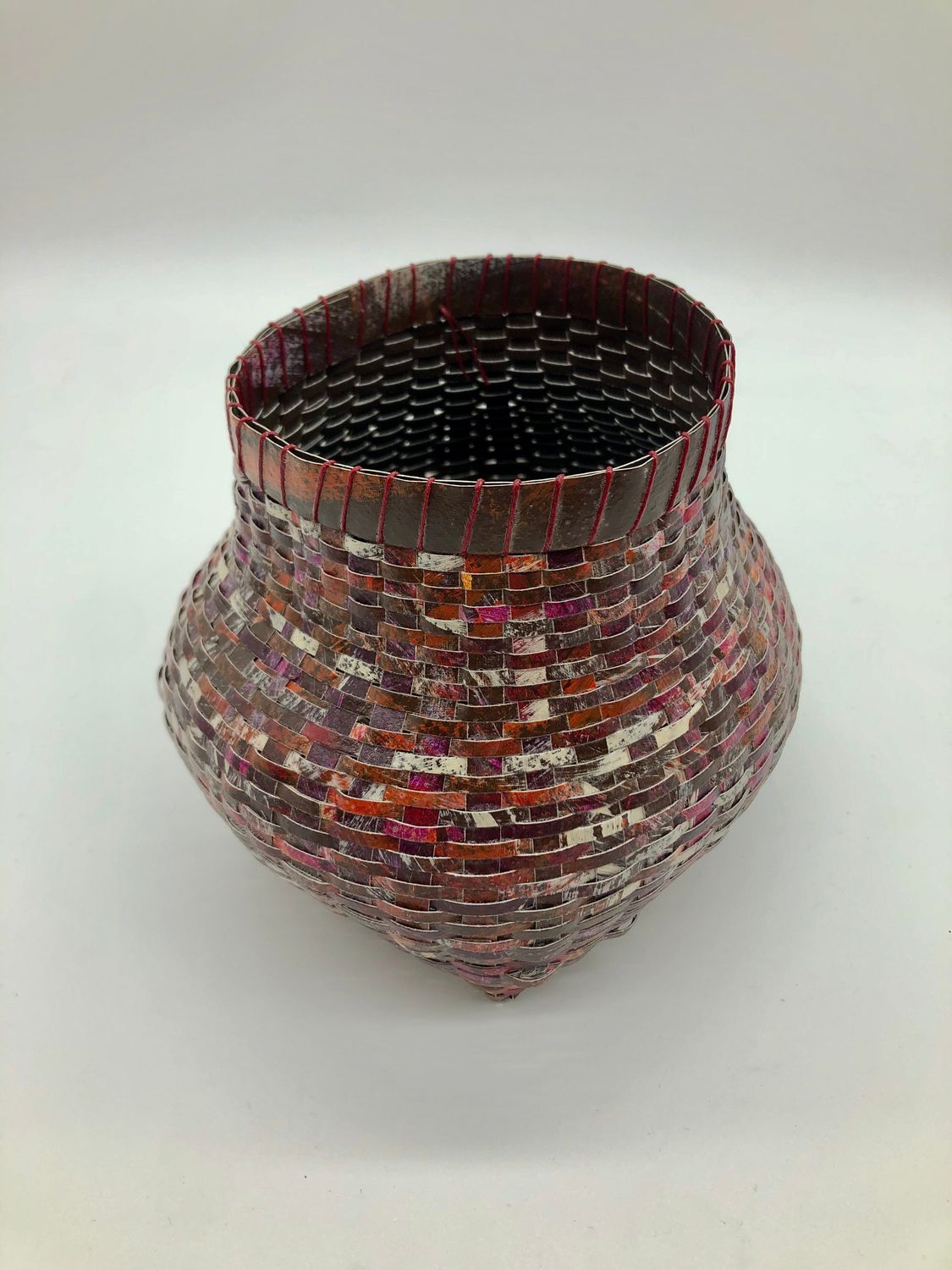 Freehand Multi-Colored Cat Basket