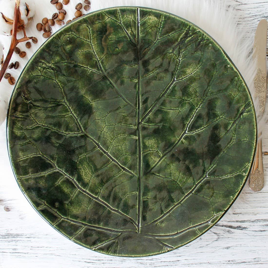 Handmade Platter Leaf 32 cm