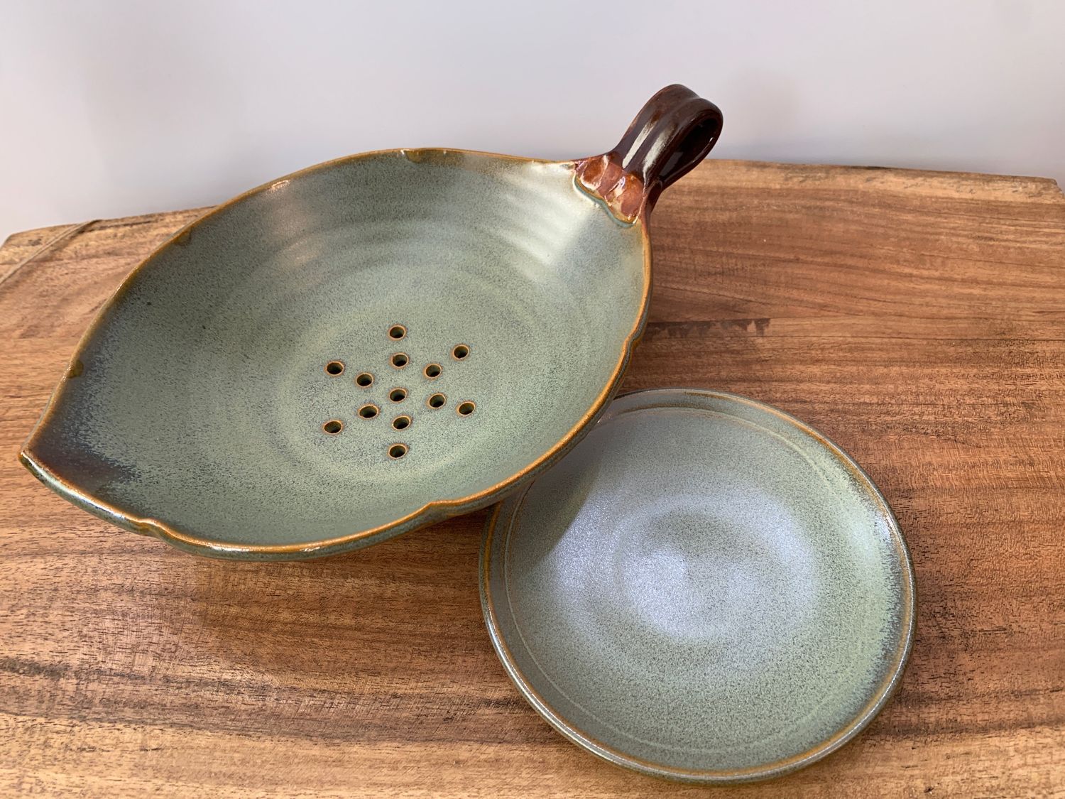 Leaf Berry Bowl