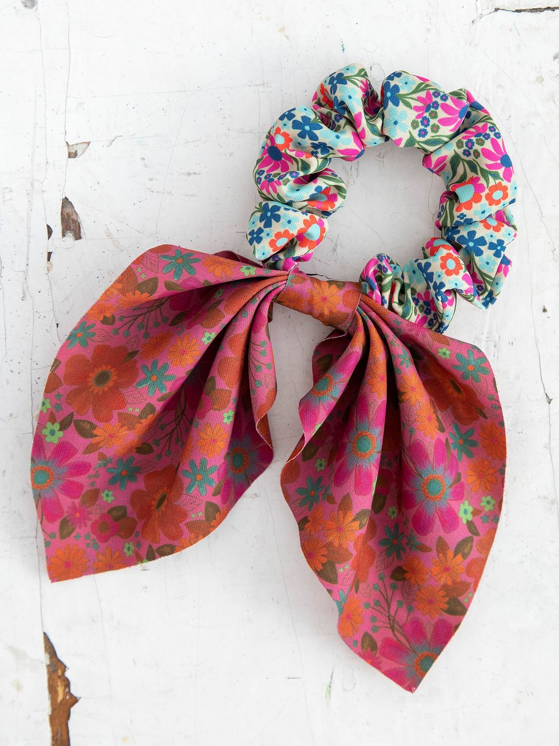 Mixed Print Tie Scrunchie in Light Pink