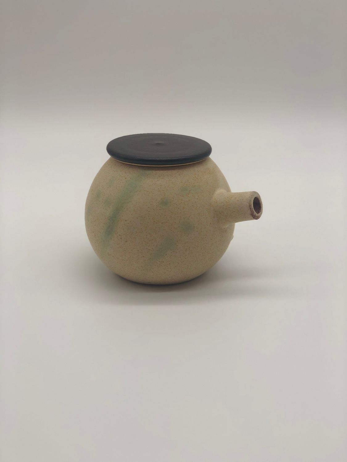 Lidded Oil Vessel