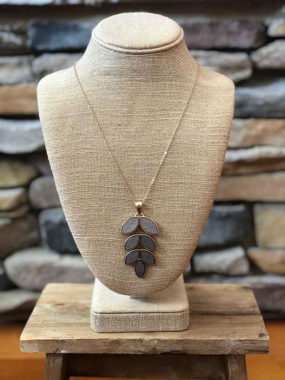 Moriyah Pendant Necklace
