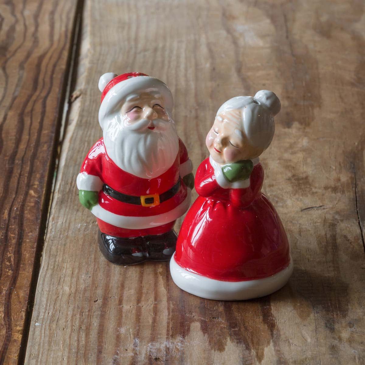 Mr. &amp; Mrs. Clause Salt &amp; Pepper Shakers