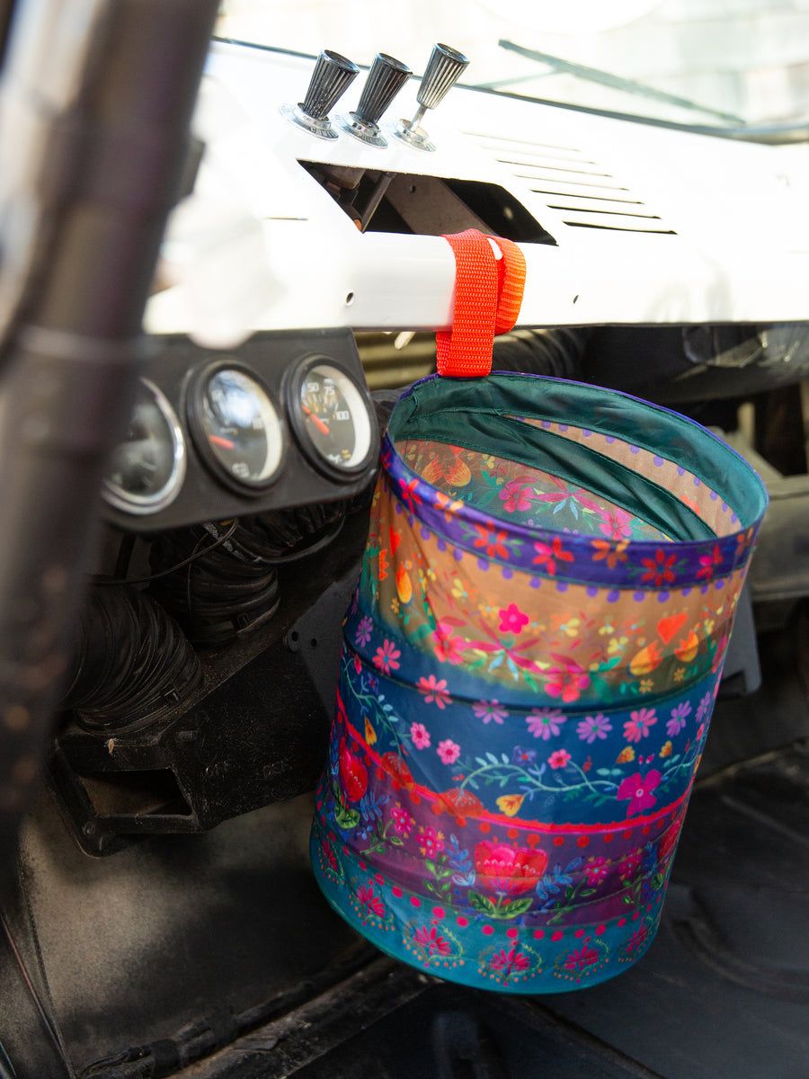 Pop Up Car Trash Bin in Floral Border
