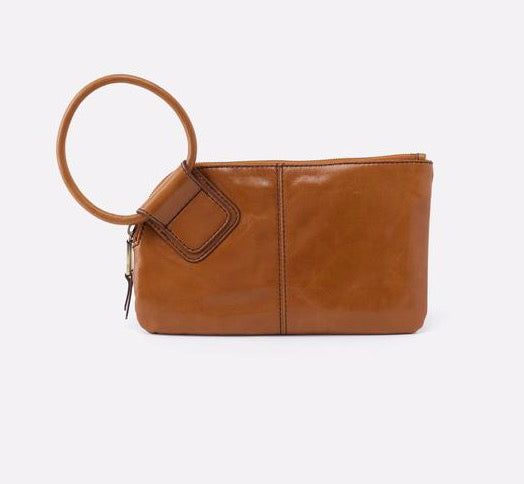 Sable Wristlet in Truffle