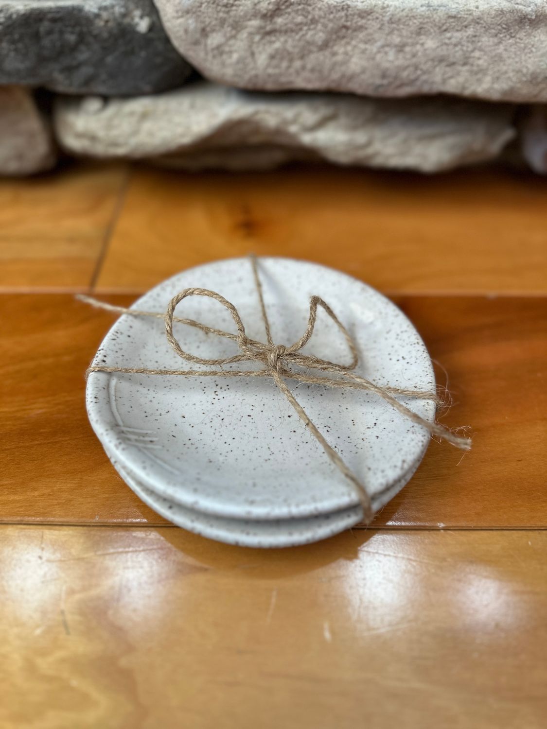 Set of 2 Round Trinket Dishes 5"