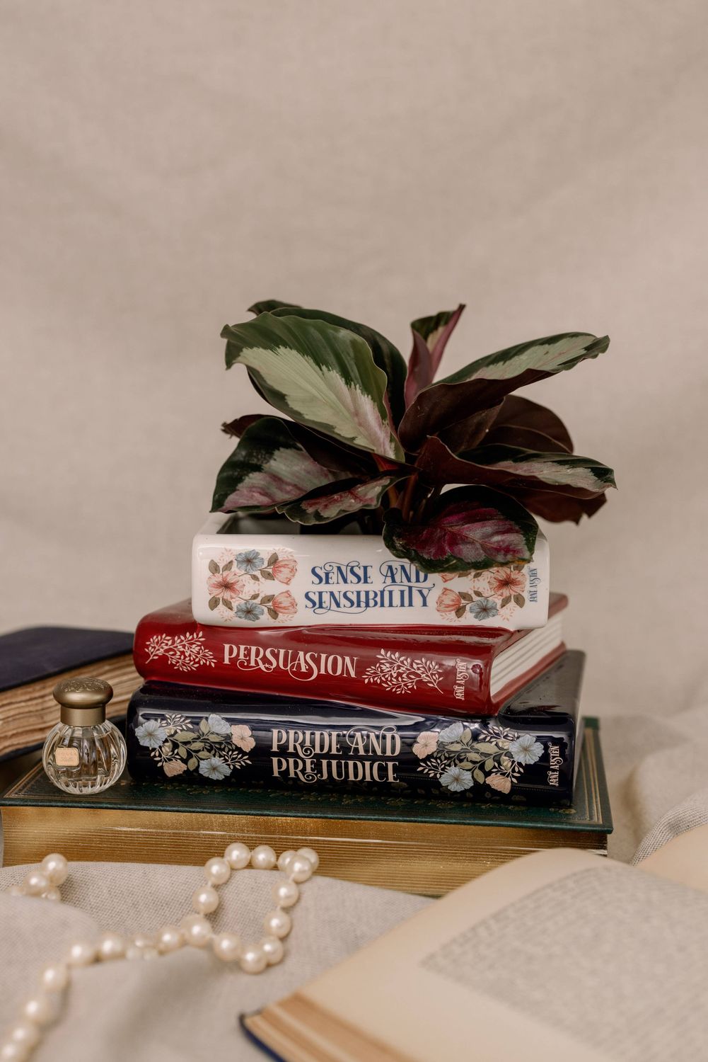Stacked Books Planter, Jane Austen