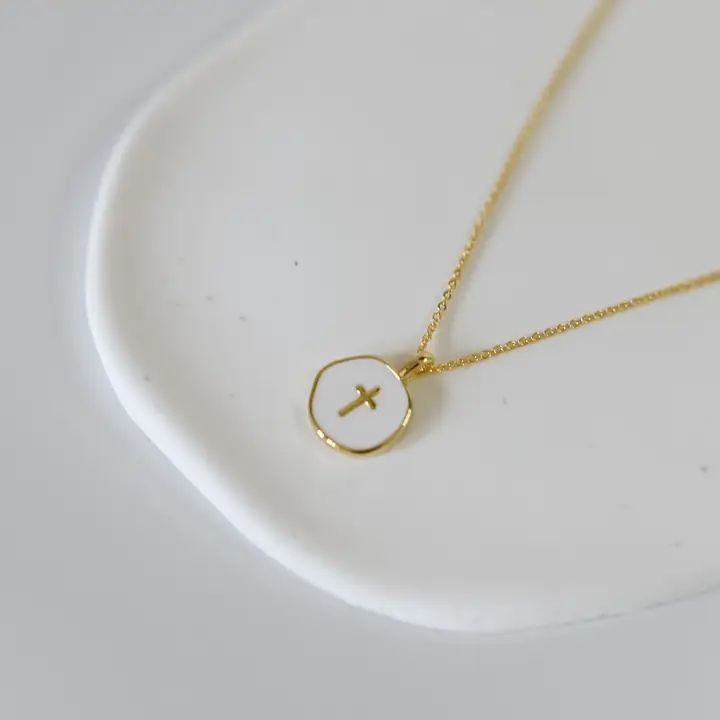 The Lennon dainty cross necklace