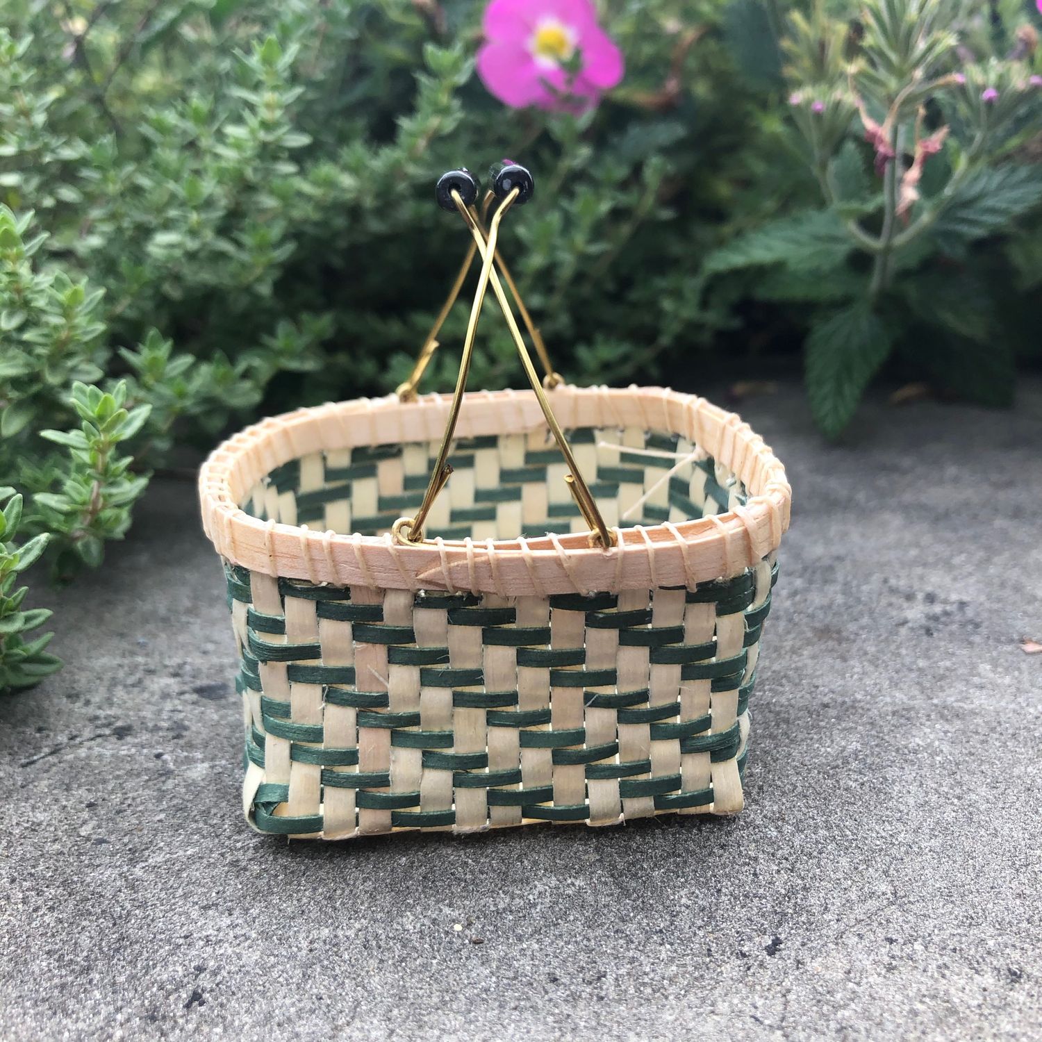Tiny Lilliputin Picnic Basket