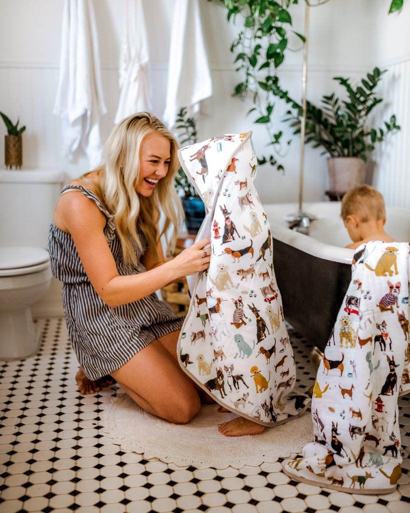 Woof Cotton Hooded Towel &amp; Wash Cloth Set
