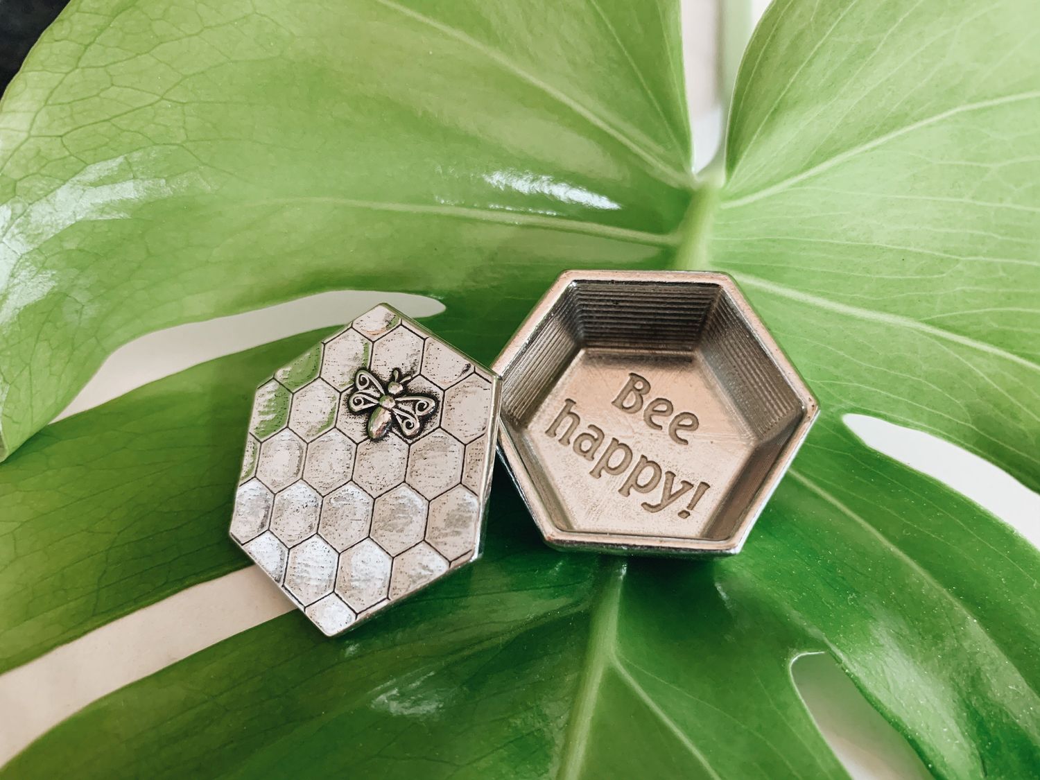 Tiny Pewter Sentiment Boxes, Style: Bee happy