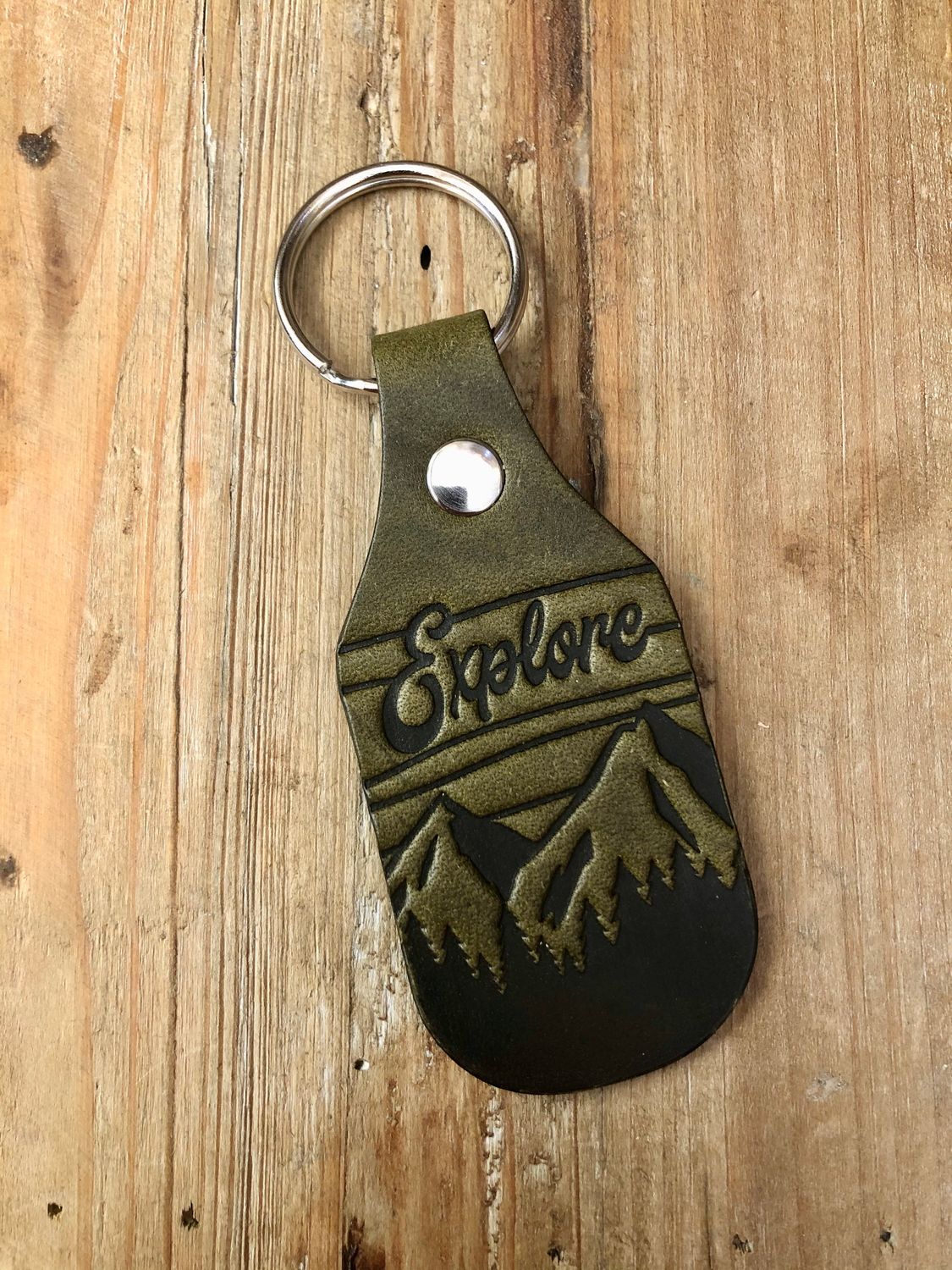 Explore Leather Key Fob, Style: Green
