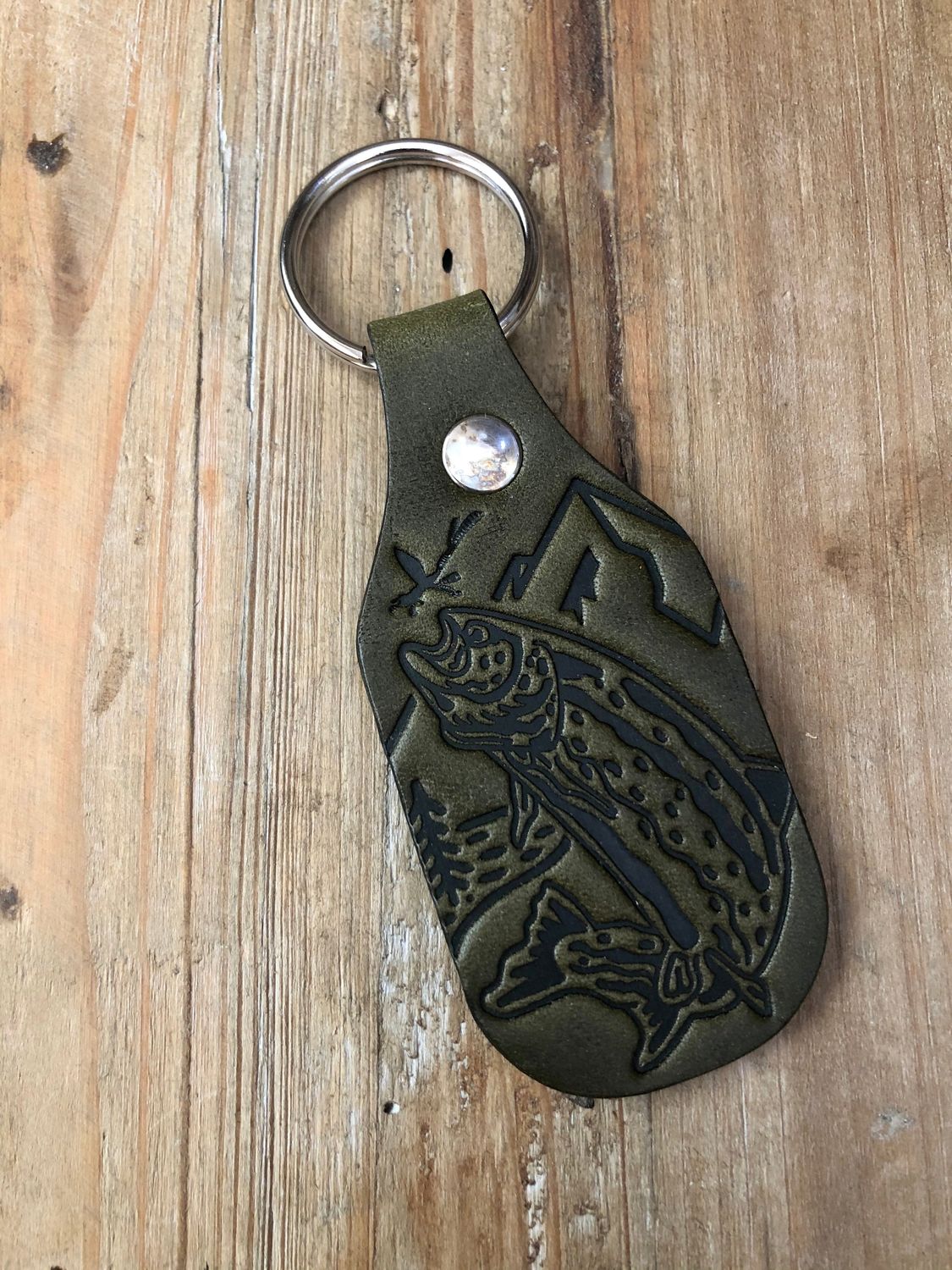 The Fisherman Leather Key Fob, Color: Green, Style: Mountain Fishin'