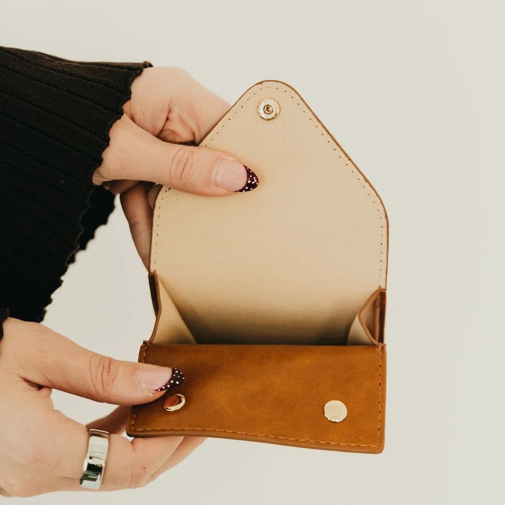 Brown Eden Envelope Card Holder Wallet