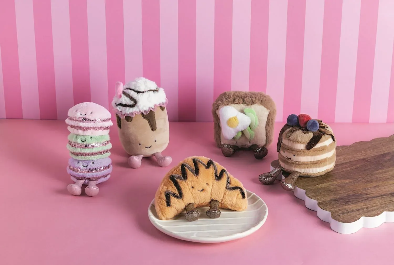 Cafe Plush Pals
