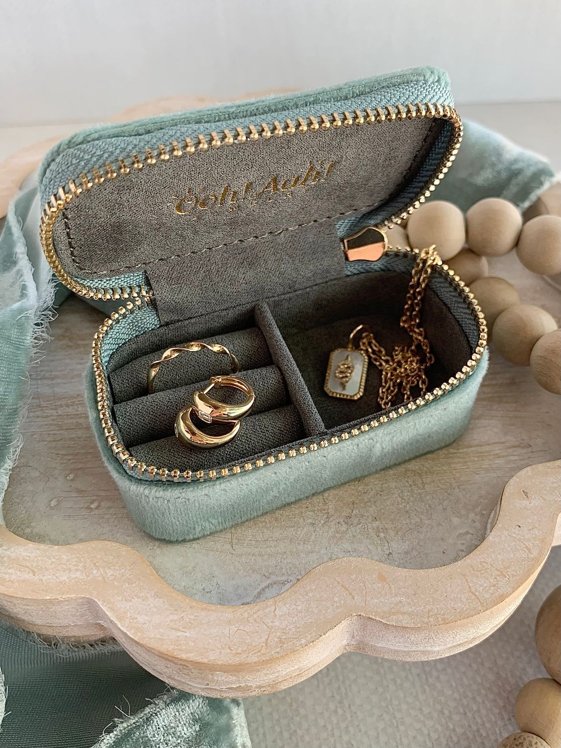 Ooh! Aah! Travel Jewelry Box