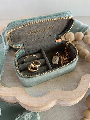 Ooh! Aah! Travel Jewelry Box