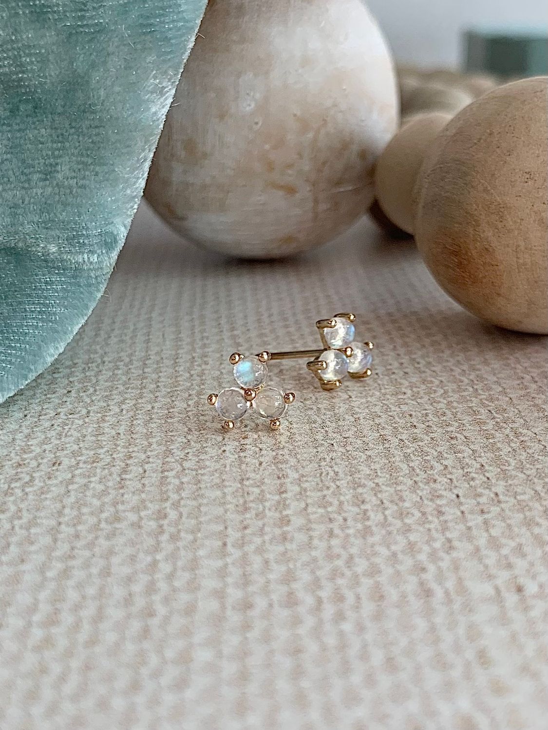 Trio Moonstone Clover 14k Yellow Gold Stud Earrings