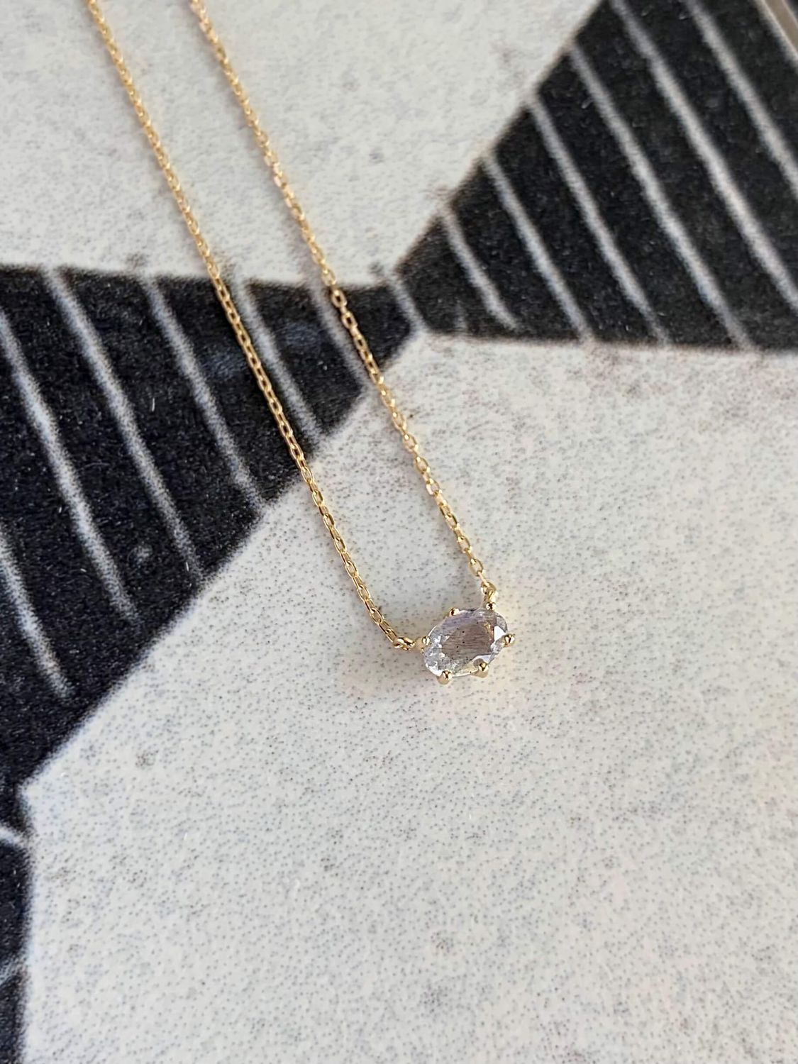 Prong Set East-West Oval Labradorite 14k Yellow Gold Necklace