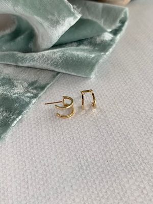 Double Curve 14k Yellow Gold Post Hoops