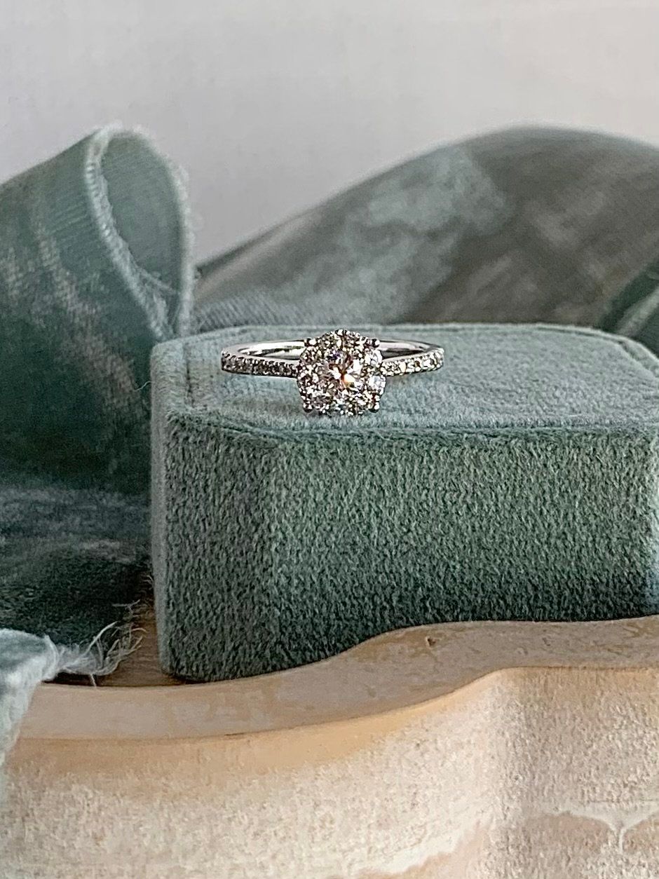 Paloma 14k White Gold Diamond Engagement Ring