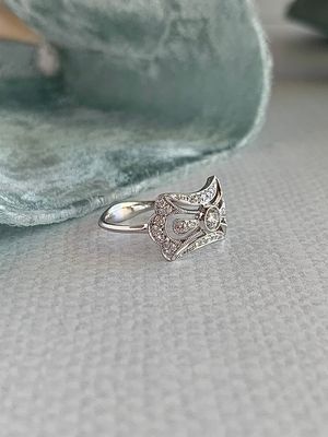 Theodora 14k White Gold Vintage-inspired Diamond Engagement Ring