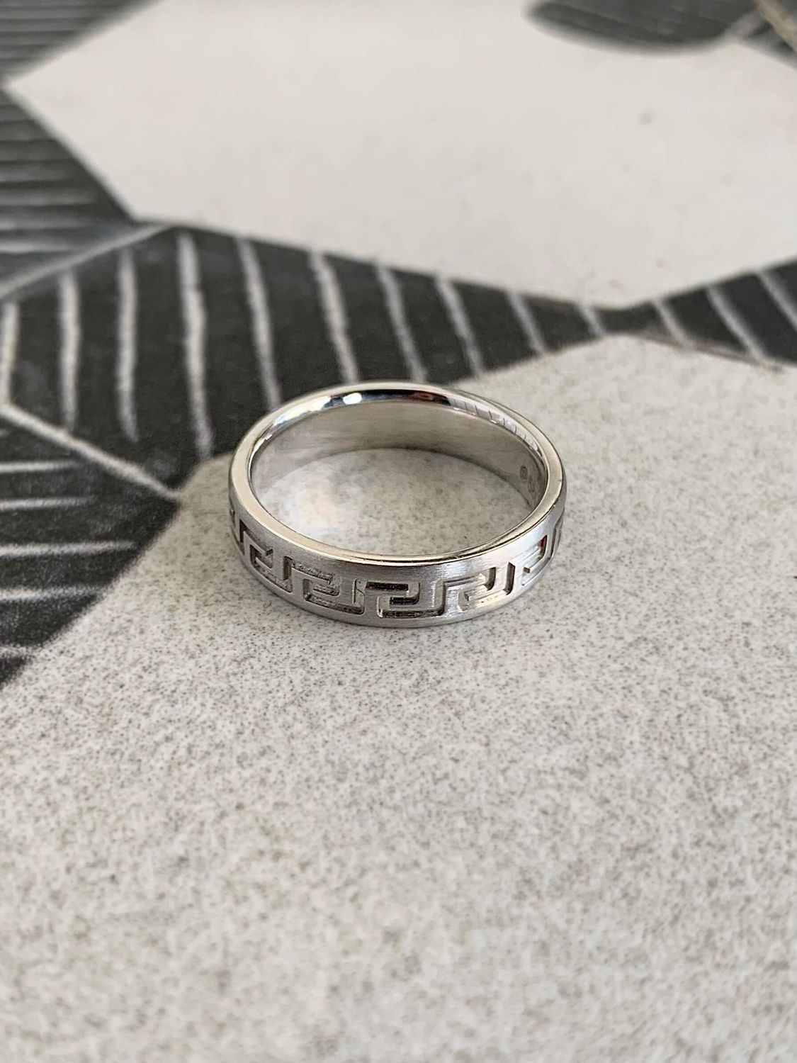 14K White Gold 5mm Greek Key Band