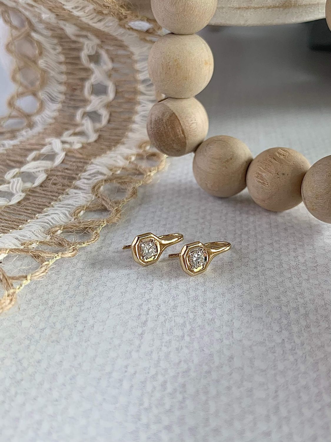Ideal Diamond 14k Yellow Gold Earrings